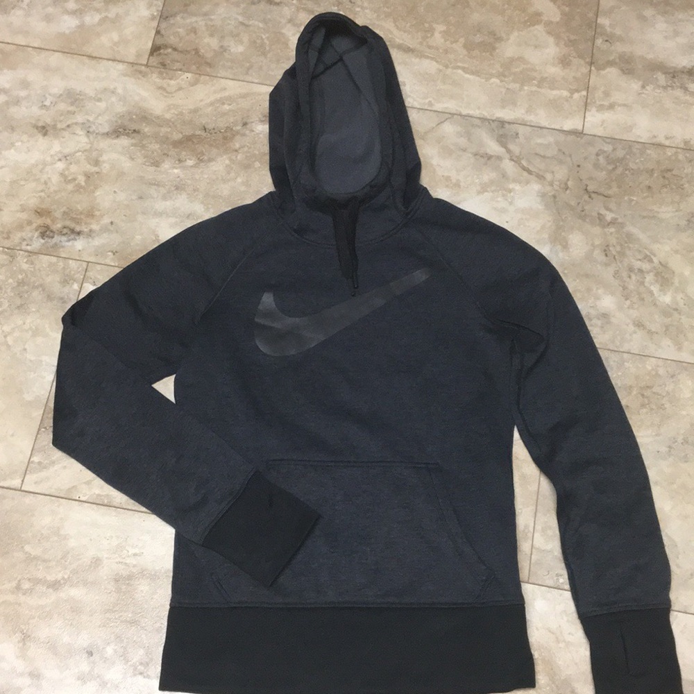 Women’s Nike Therma-Fit Pullover Hoodie